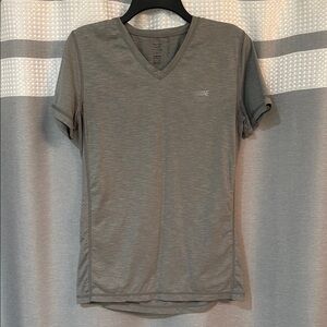 Men’s XS American Eagle Outfitters Active V Neck 360 Degrees Extreme Flex